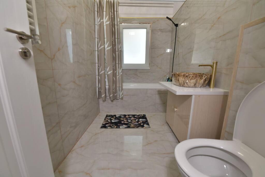 Luxury Studio / Ghencea Apartment Букурещ Екстериор снимка