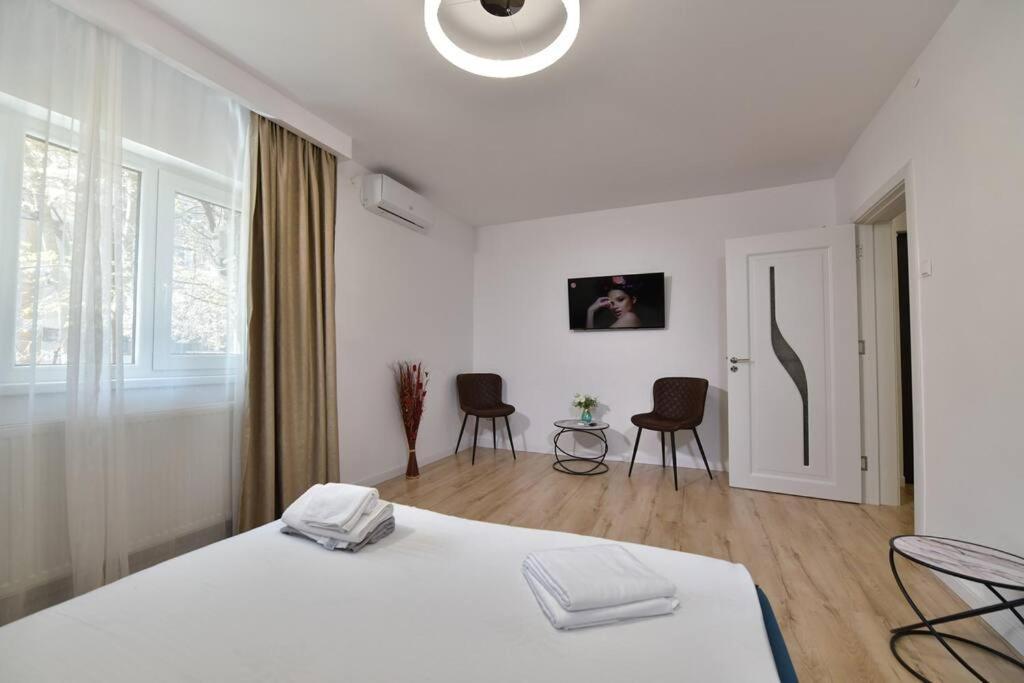 Luxury Studio / Ghencea Apartment Букурещ Екстериор снимка