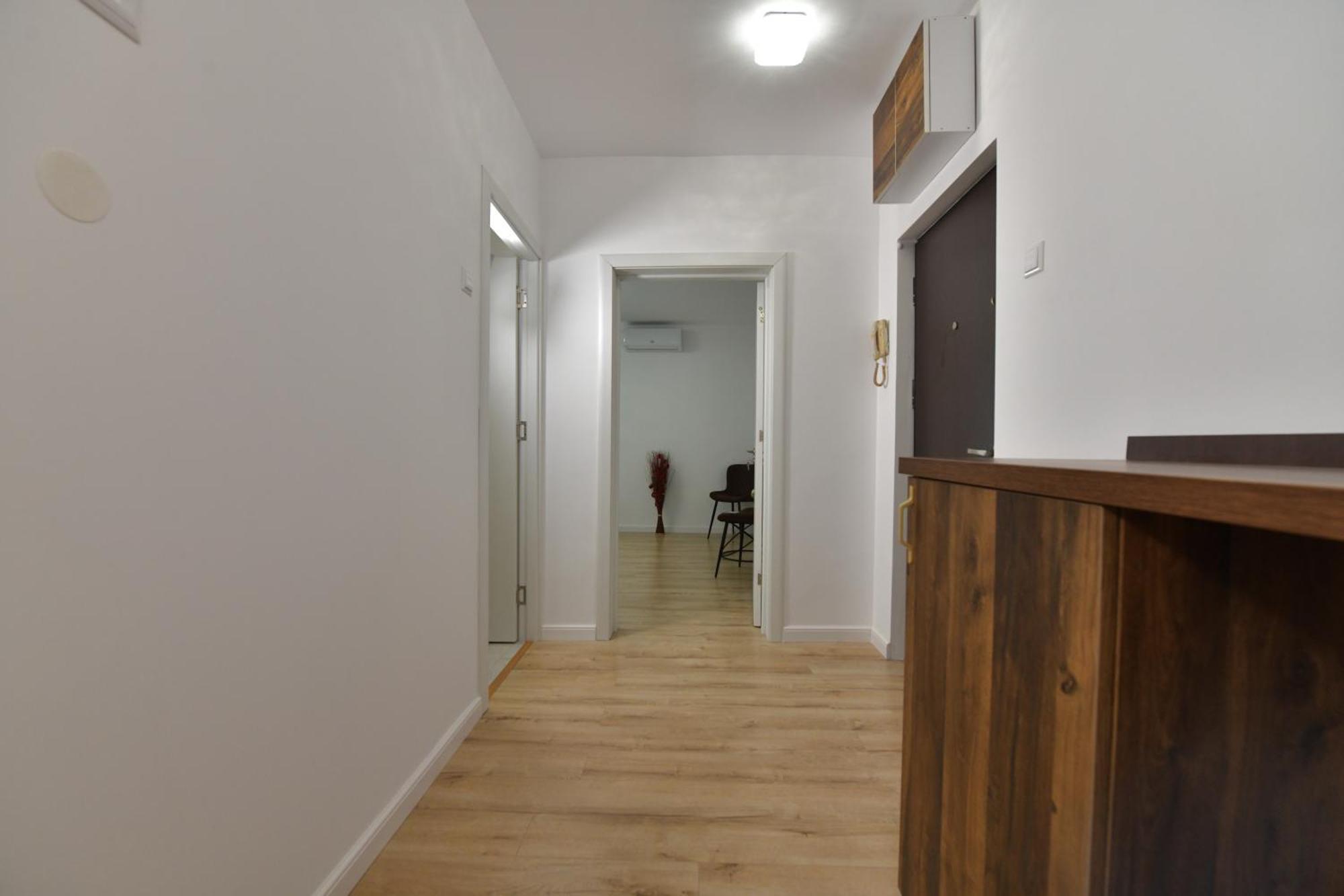 Luxury Studio / Ghencea Apartment Букурещ Екстериор снимка